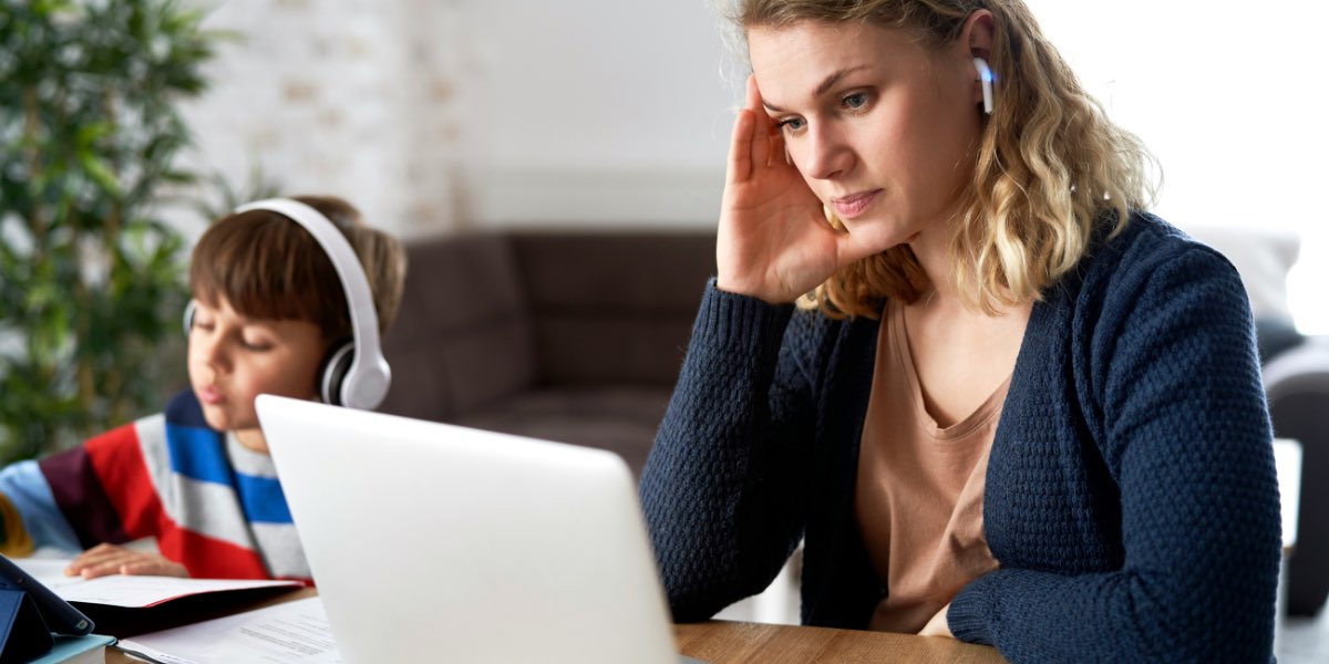 How Does Financial Pressure Affect Parenting?